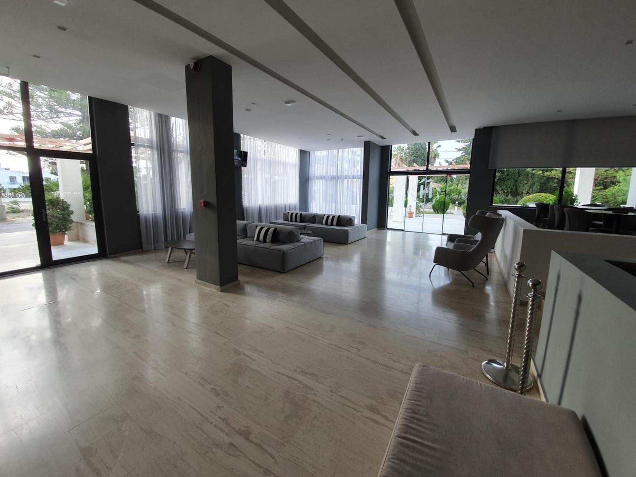 Iris Hotel ซาลิดี ภายนอก รูปภาพ