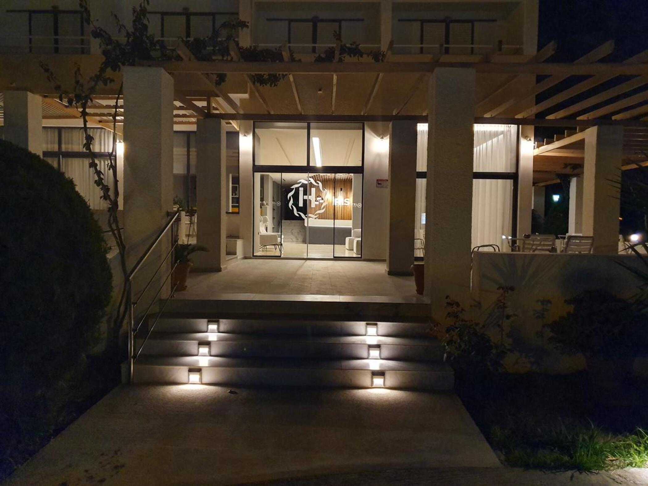 Iris Hotel ซาลิดี ภายนอก รูปภาพ